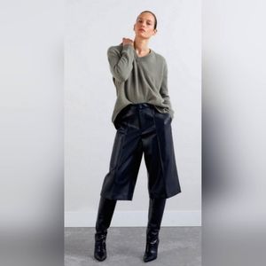 Zara Faux Black Leather Bermuda Culottes Size S